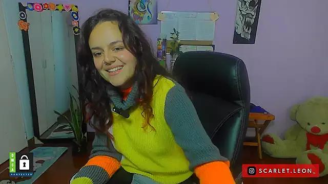 Try the hottest girls free webcams as they get au naturel and get naked fulfilling your nuttiest whims.