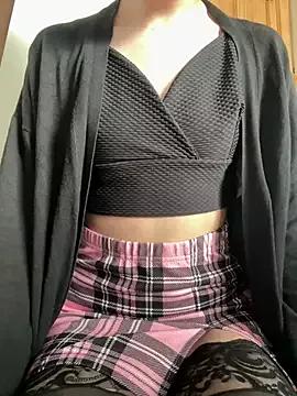 Try the hottest girls free webcams as they get au naturel and get naked fulfilling your nuttiest whims.