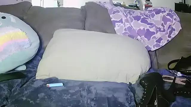 Sexy-StarFire from StripChat is Freechat