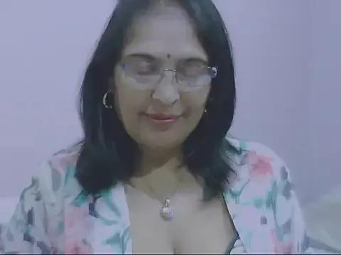 sexy69hotmum from StripChat is Freechat