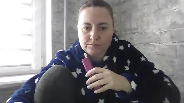 Try the hottest girls free webcams as they get au naturel and get naked fulfilling your nuttiest whims.