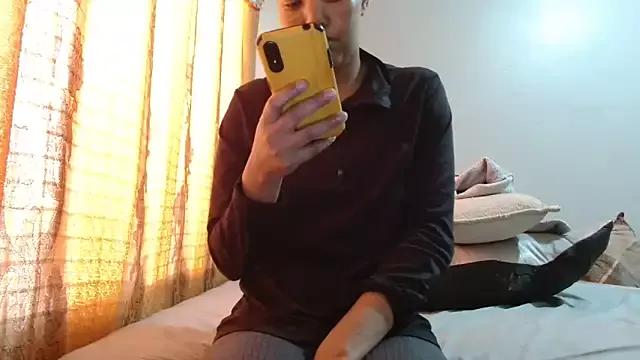 SEXYLIGHTBITCH from StripChat is Freechat