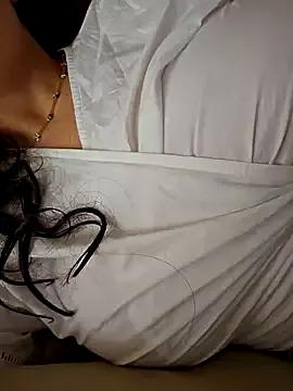 Try the hottest girls free webcams as they get au naturel and get naked fulfilling your nuttiest whims.