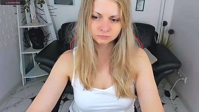 Try the hottest girls free webcams as they get au naturel and get naked fulfilling your nuttiest whims.
