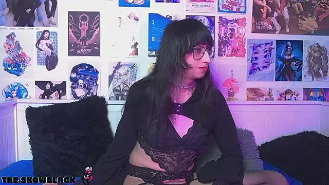 Try the hottest girls free webcams as they get au naturel and get naked fulfilling your nuttiest whims.
