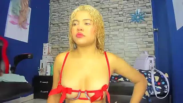 Try the hottest girls free webcams as they get au naturel and get naked fulfilling your nuttiest whims.