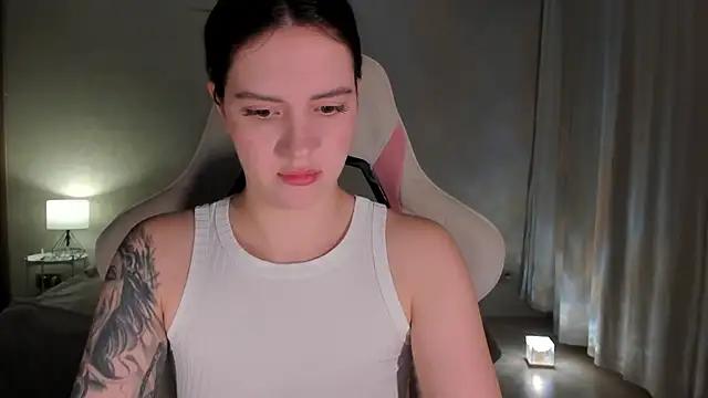Try the hottest girls free webcams as they get au naturel and get naked fulfilling your nuttiest whims.