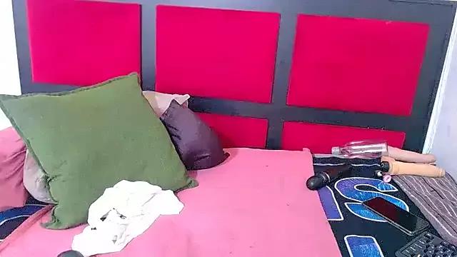 Stacey-Booty from StripChat is Freechat