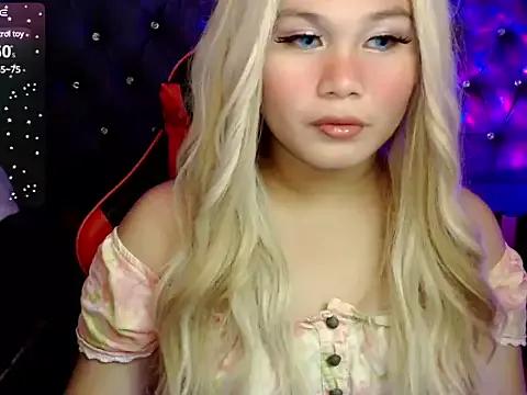 Try the hottest girls free webcams as they get au naturel and get naked fulfilling your nuttiest whims.