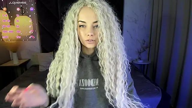 Try the hottest girls free webcams as they get au naturel and get naked fulfilling your nuttiest whims.