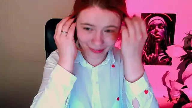 Try the hottest girls free webcams as they get au naturel and get naked fulfilling your nuttiest whims.