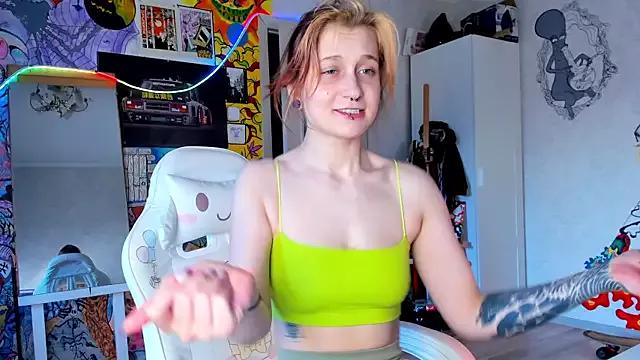 Sunny_Mouse_ from StripChat