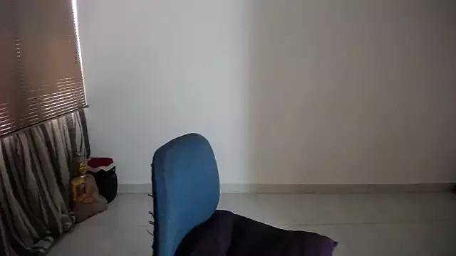 Sweett_Anya from StripChat