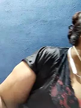 tamilthanushri from StripChat is Freechat