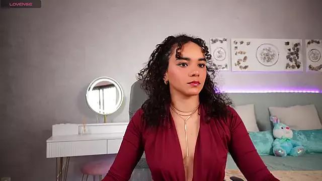 Photos of Taylor_Tina from StripChat is Freechat