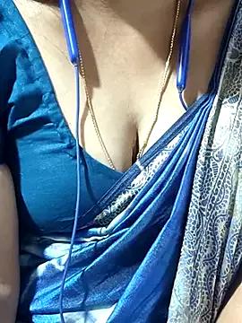 Try the hottest girls free webcams as they get au naturel and get naked fulfilling your nuttiest whims.