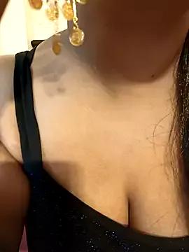 Telugu_nishaa from StripChat is Freechat