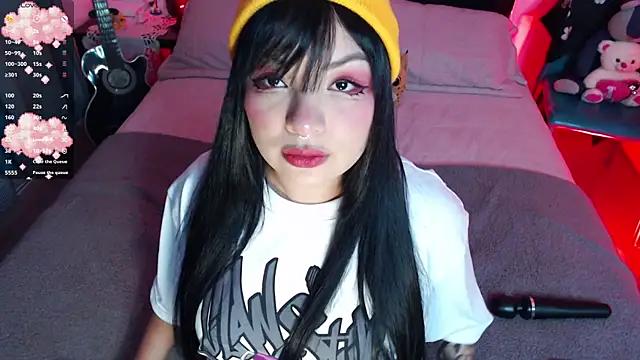 Try the hottest girls free webcams as they get au naturel and get naked fulfilling your nuttiest whims.