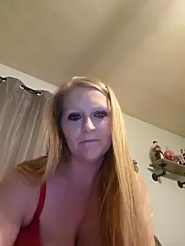 Thesquirtnqueen from StripChat is Freechat