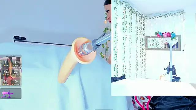 Tiffanny_Love_ from StripChat is Freechat