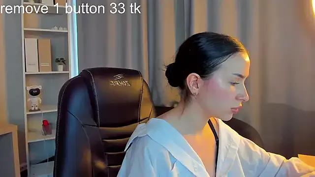 Tiffany_Wade from StripChat