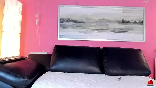 Tiffanysurez_ from StripChat
