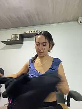 tita_19x from StripChat
