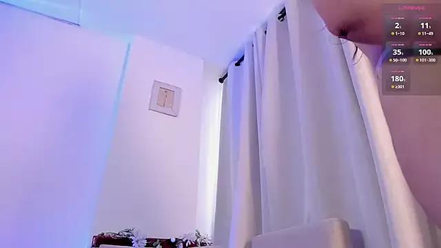 Vaioleth-Adams from StripChat is Freechat
