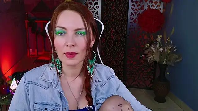 Try the hottest girls free webcams as they get au naturel and get naked fulfilling your nuttiest whims.