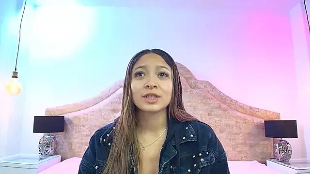Victoria_Adams14 from StripChat is Freechat