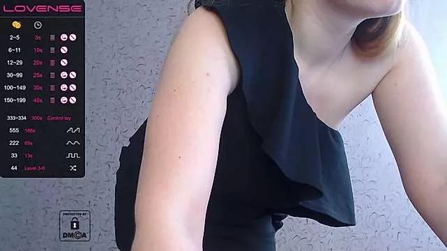 Viki-tiki-tak from StripChat