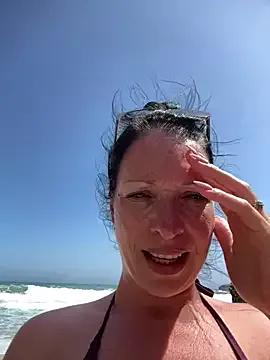 Viola_Beck from StripChat is Freechat