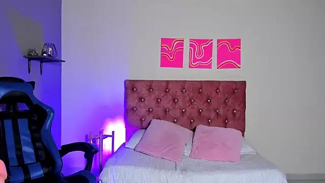 Violeta_Glam from StripChat is Freechat