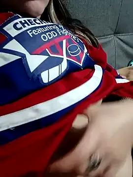 Try the hottest girls free webcams as they get au naturel and get naked fulfilling your nuttiest whims.