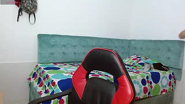 Violett_11 from StripChat is Freechat