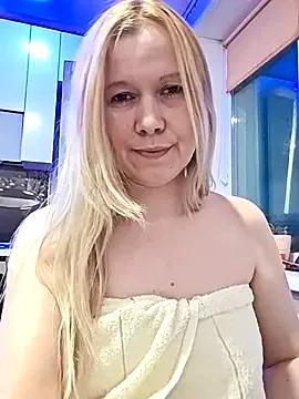 WildCatling from StripChat is Freechat