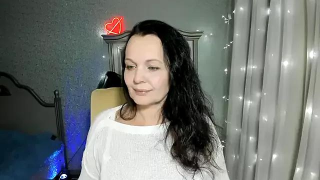Try the hottest girls free webcams as they get au naturel and get naked fulfilling your nuttiest whims.