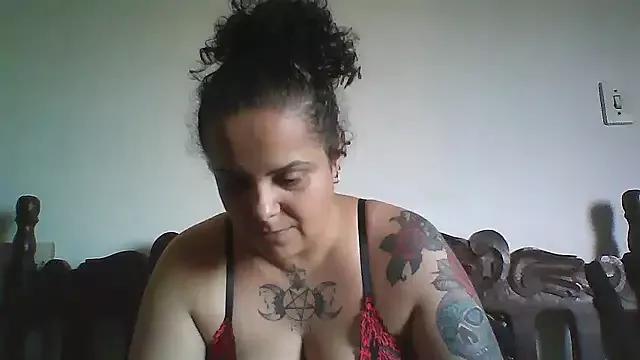 Try the hottest girls free webcams as they get au naturel and get naked fulfilling your nuttiest whims.