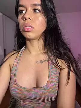 xlovelygirlx from StripChat is Freechat