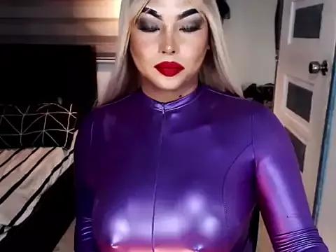 XTrixieMae webcams show profile image 
