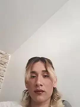 Photos of Yasmin_cristal from StripChat is Freechat