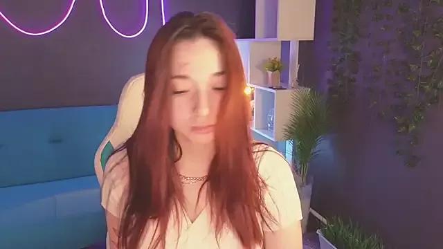YasmineWest from StripChat is Freechat