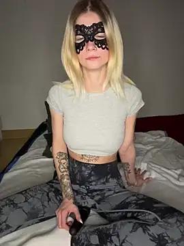 Try the hottest girls free webcams as they get au naturel and get naked fulfilling your nuttiest whims.