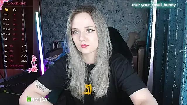 Try the hottest girls free webcams as they get au naturel and get naked fulfilling your nuttiest whims.