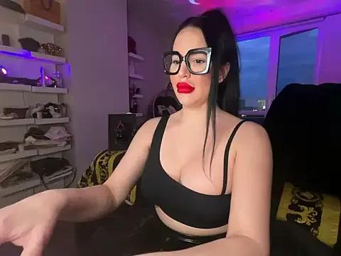 Try the hottest girls free webcams as they get au naturel and get naked fulfilling your nuttiest whims.