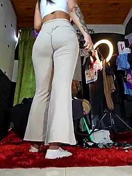 Yuky_ta from StripChat