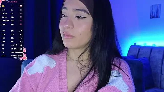 ZaraDames_ from StripChat