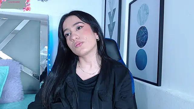 ZaraDames_ from StripChat
