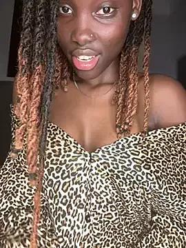 Photos of Zeish_zash77 from StripChat is Freechat