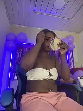 zendaya_wilson from StripChat is Freechat